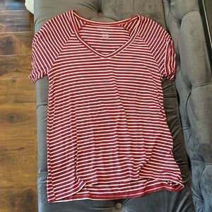 red/white American Eagle shirt! size: woman’s XS